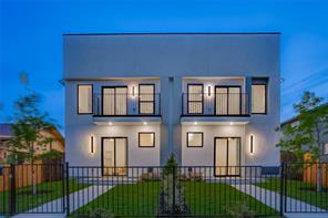 2313 S Vernon Avenue - Photo 1