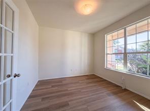 1411 Niagara Falls Court - Photo 8