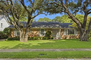 939 Blue Lake Circle - Photo 1