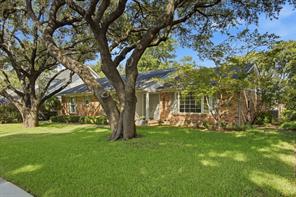 939 Blue Lake Circle - Photo 2