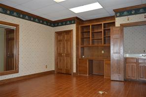 8602 Wesley Street - Photo 13