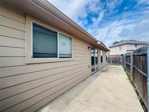 8600 Hawkview Drive - Photo 10