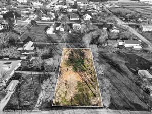 605 E Adams Street - Photo 1