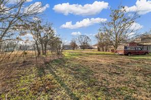 605 E Adams Street - Photo 14