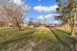 605 E Adams Street - Photo 18