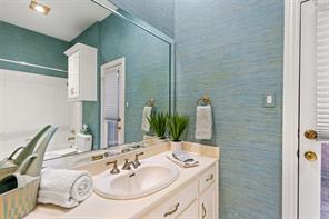8644 Breakers Point - Photo 10