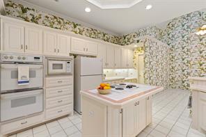 8644 Breakers Point - Photo 17