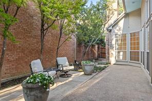 8644 Breakers Point - Photo 24