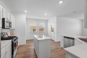 2005 Eucalyptus Avenue - Photo 13