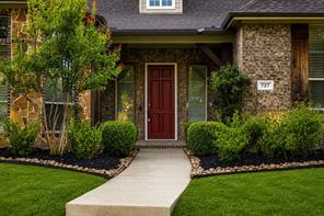 727 Fairfax Lane - Photo 3