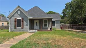 608 W 6th Street - Photo 1