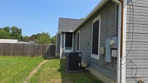608 W 6th Street - Photo 14