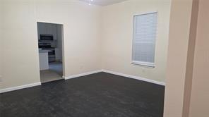 608 W 6th Street - Photo 3