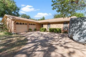 2119 Minter - Photo 3