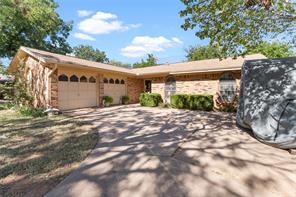 2119 Minter - Photo 4
