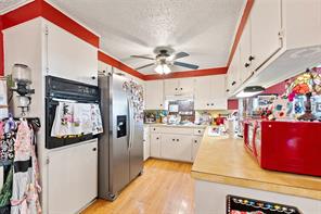 2119 Minter - Photo 8