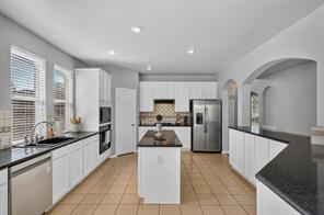 4302 Founders Drive - Photo 11