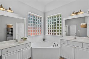 4302 Founders Drive - Photo 19