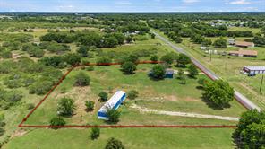 8726 County Road 2580 - Photo 1