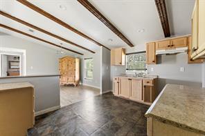 8726 County Road 2580 - Photo 10