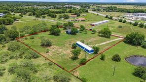 8726 County Road 2580 - Photo 2