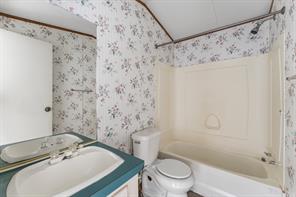 8726 County Road 2580 - Photo 21