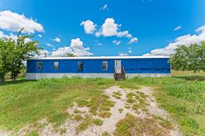 8726 County Road 2580 - Photo 7