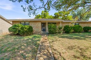 904 Spanish Trail Drive - Photo 1