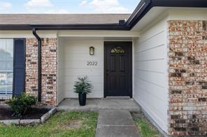 2022 High Summit Drive - Photo 3