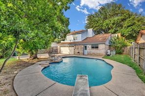 704 Matthews Court - Photo 1
