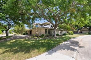 11901 Woodbridge Drive - Photo 2
