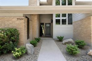11901 Woodbridge Drive - Photo 3