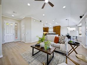 11217 Southerland Drive - Photo 4