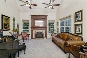 1290 Fox Lane - Photo 5