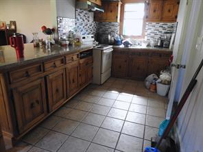 7961 Telegraph Road - Photo 5