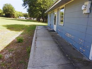 7961 Telegraph Road - Photo 9