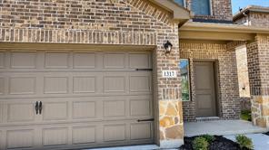 1317 crookpost Drive - Photo 4