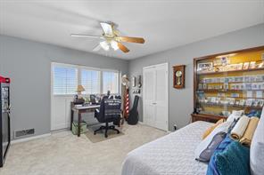 300 E Main Street - Photo 28