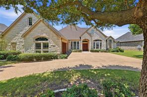 2703 Waters Edge Drive - Photo 1