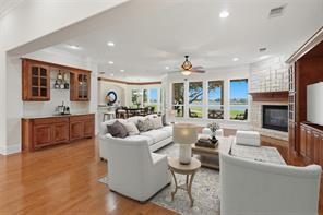 2703 Waters Edge Drive - Photo 2