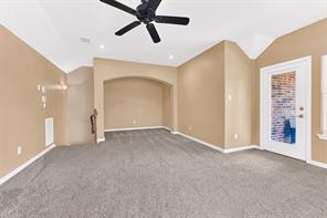 8120 Holliday Road - Photo 11