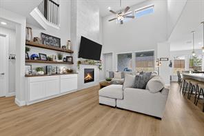 551 Wisteria Street - Photo 3