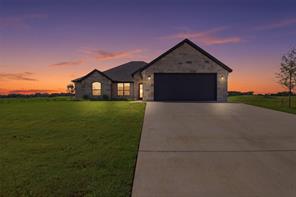 117 Eagle Court - Photo 1