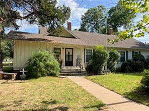 715 E Ikard Street - Photo 1