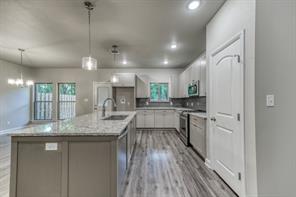 506 W OAK Street - Photo 13