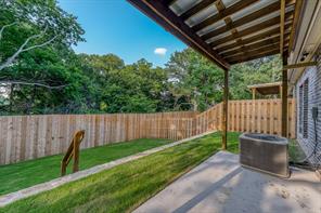 506 W OAK Street - Photo 26