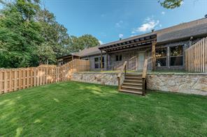 506 W OAK Street - Photo 28
