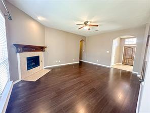 1715 Nestledown Drive - Photo 4