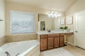 2294 Peaceful Pointe Drive - Photo 18