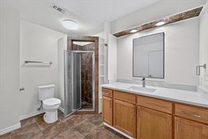 4610 Bellefontaine Court - Photo 13